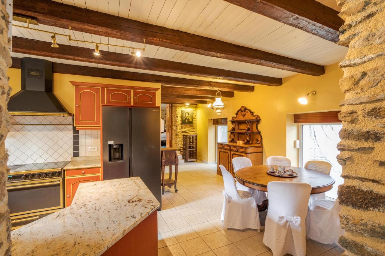 LA LONGERE DU TERTRE - Charmante longère de 400m2 proche plage Cancale Extérieur photo